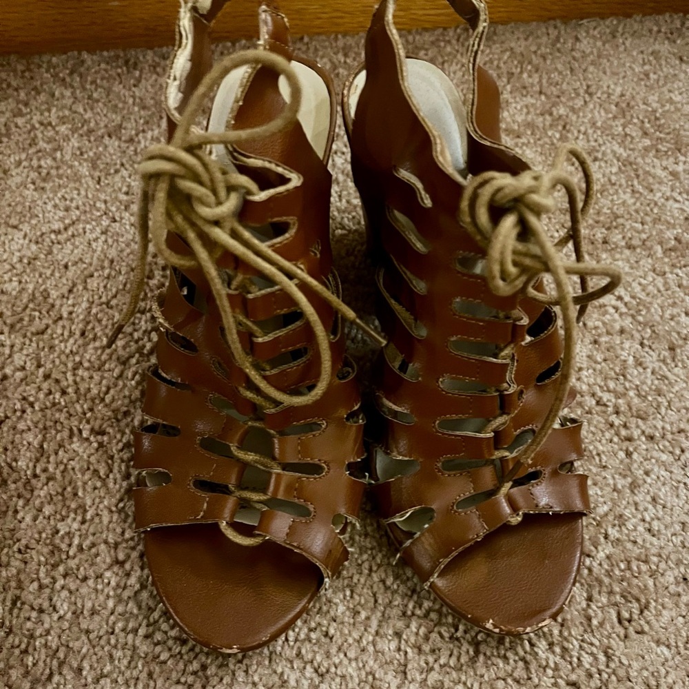 JustFab Tan Strappy Women's Sandals